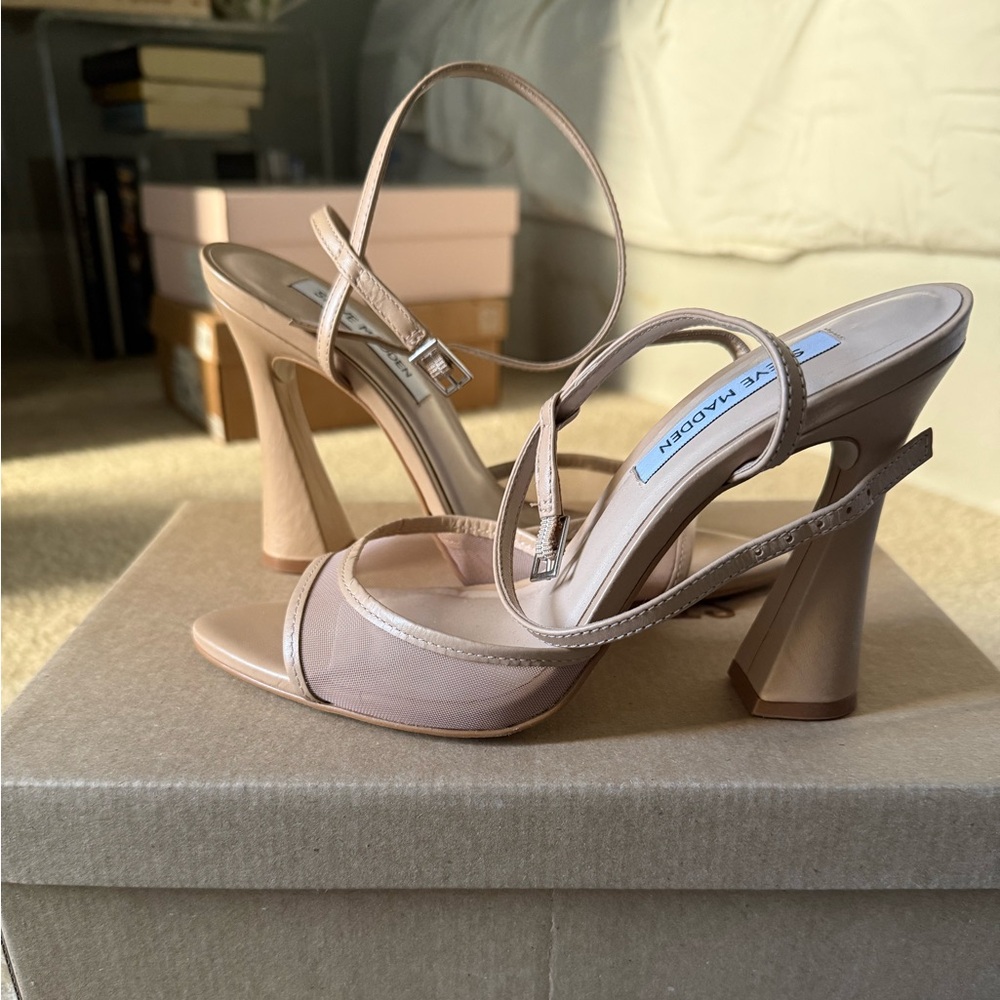 Steve Madden Beki Ankle Strap Pointed Toe Heeled Sandal